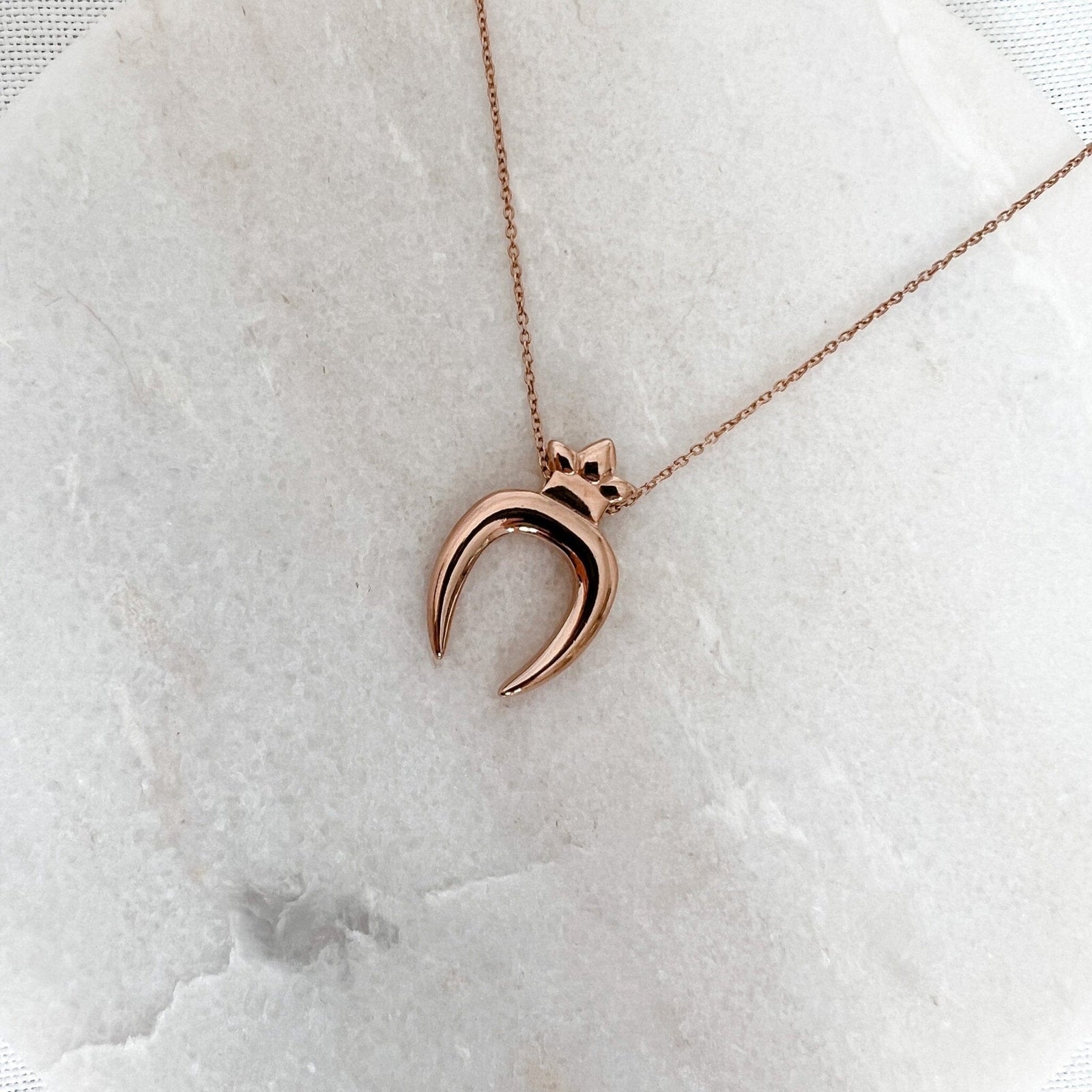 Astarte pendant rose gold - Armed Jewels
